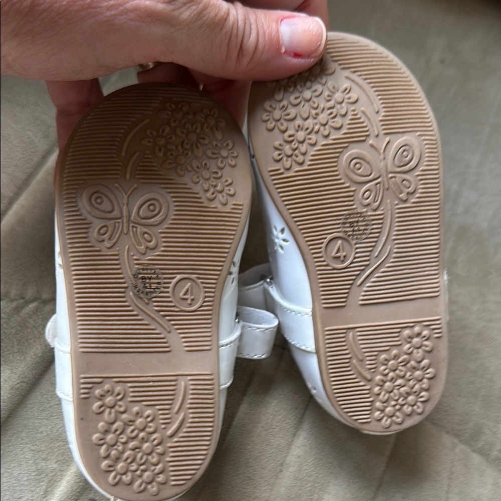 Kids' Assorted Color Shoe Collection - Picture 13 of 14